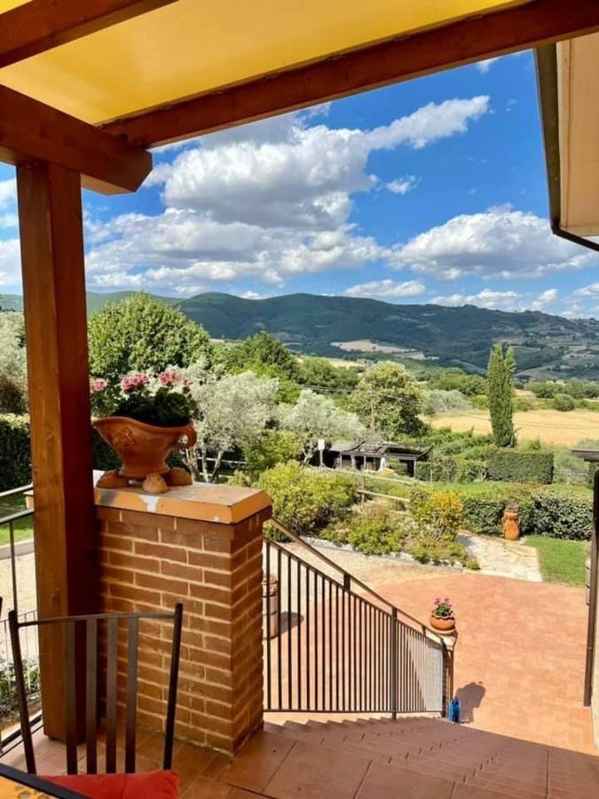 La Posta Di Bacco Bed & Breakfast Gualdo Cattaneo Bagian luar foto